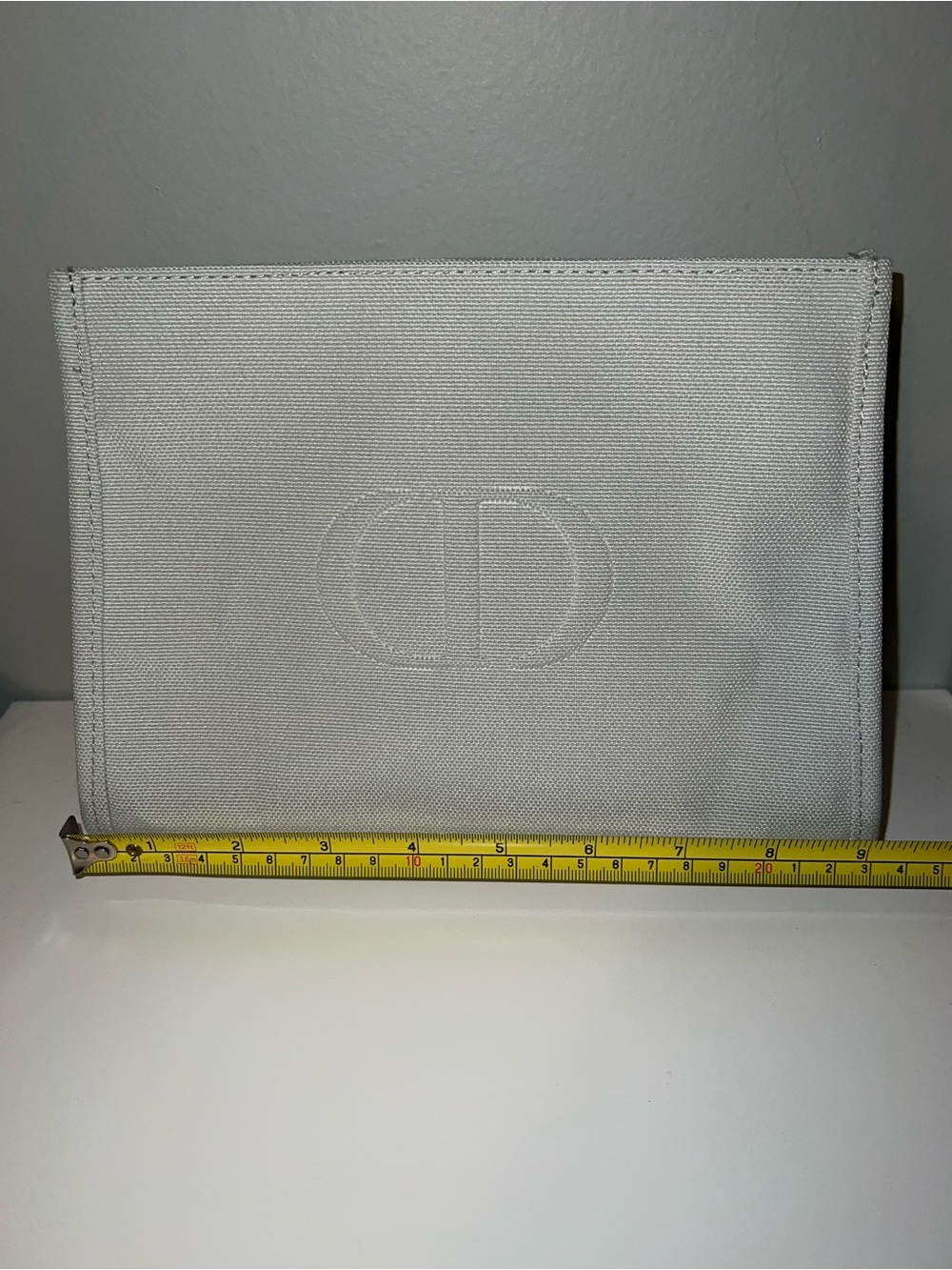 Dior Makeup Bag - Picture 7 of 9